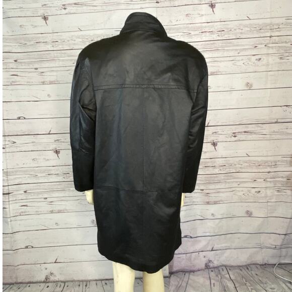 90s Worthington Butter Soft Black Leather Car Coat, Gold Claw button size Medium - Picture 7 of 13